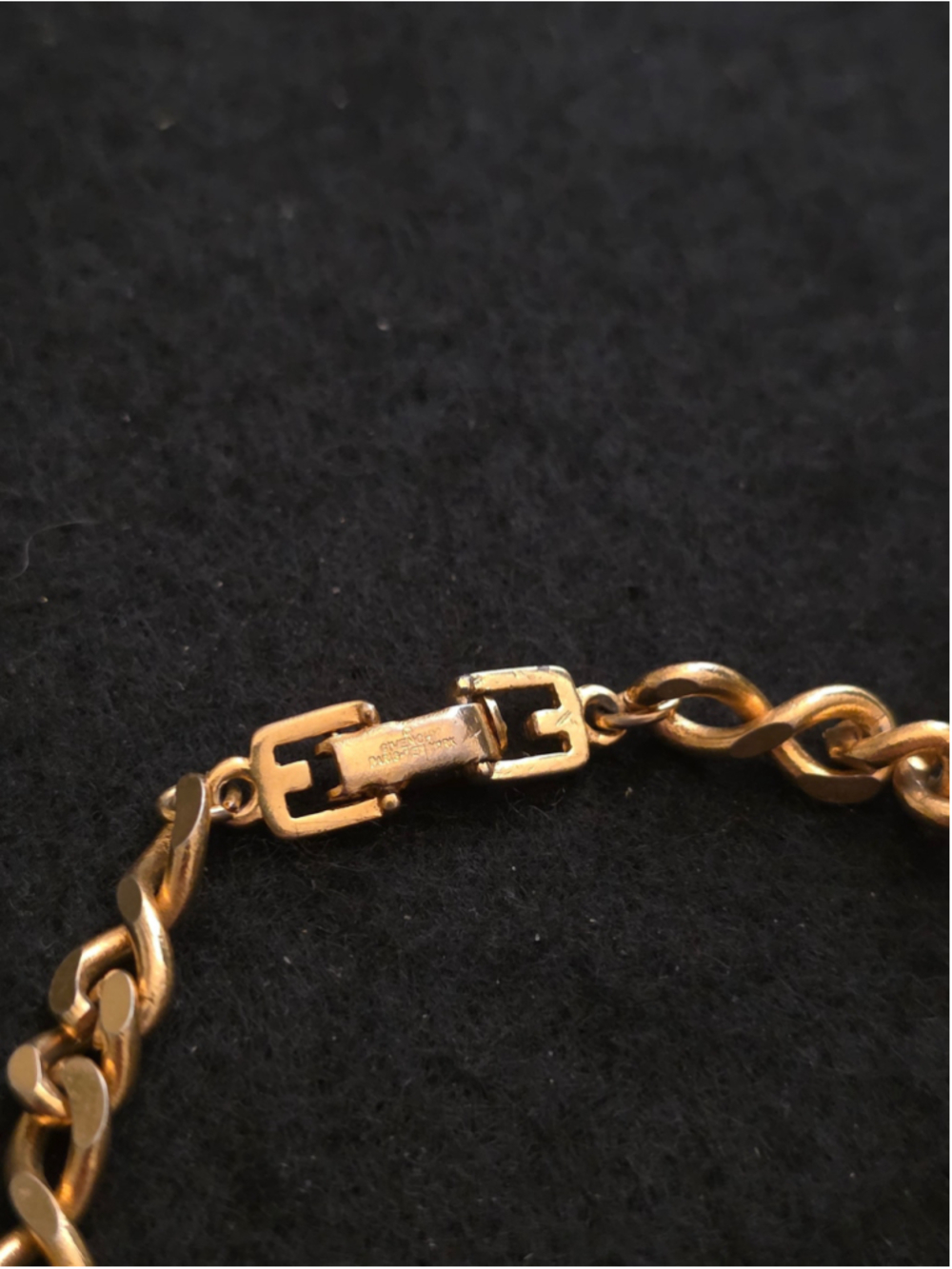 VTG 80s Givenchy Paris NY Gold-Tone Flat Curb Link Bracelet - Picture 3 of 4